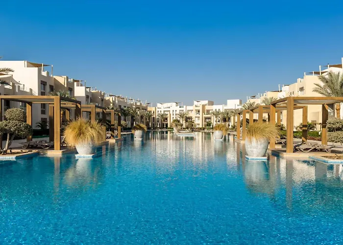 شقة Remarkable & Rare 2bdr Mangroovy Free Pool &